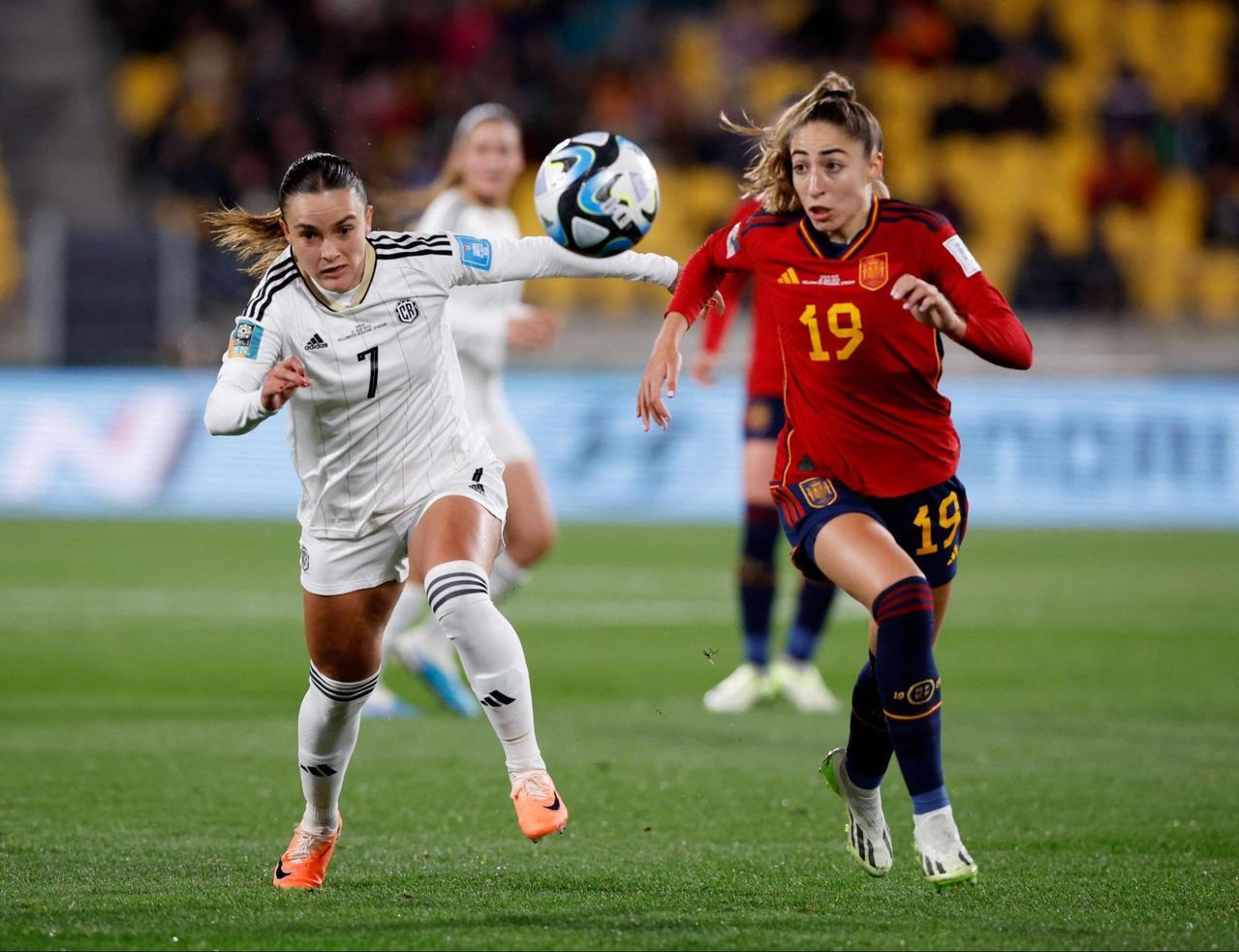进入
